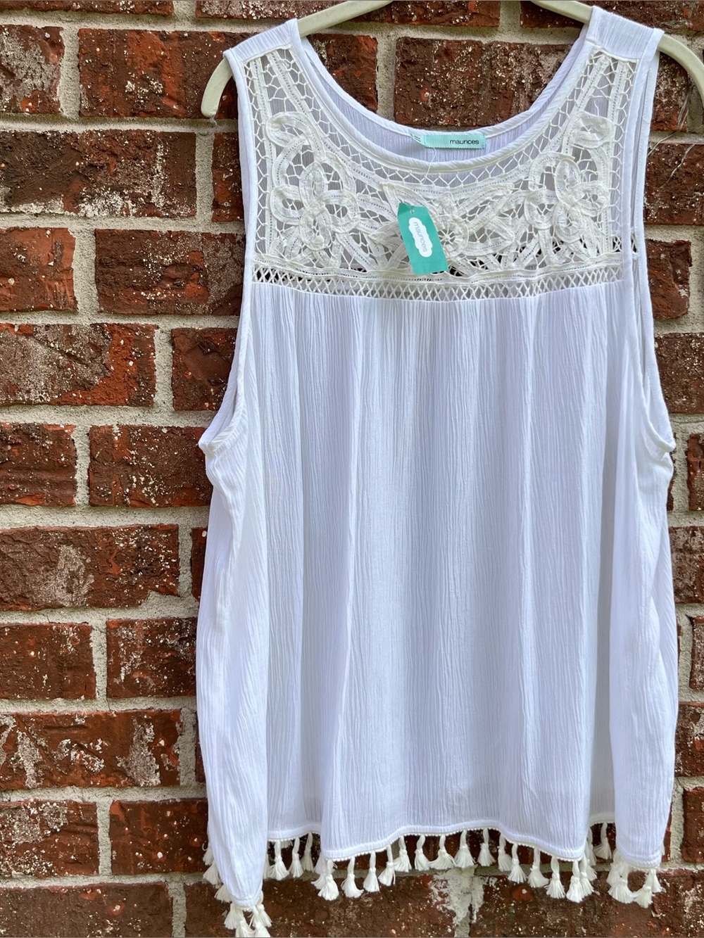 Maurices Boho Gauze Relaxed Tank Top
Blouse with Tassel Hemline Sz XL
